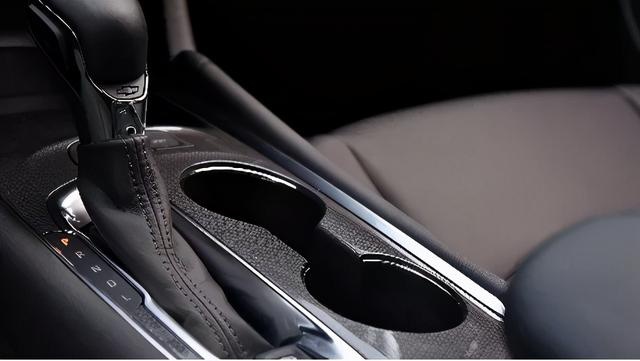 想买超值中级车？这台9AT+16万公里质保的全新车型不得不看