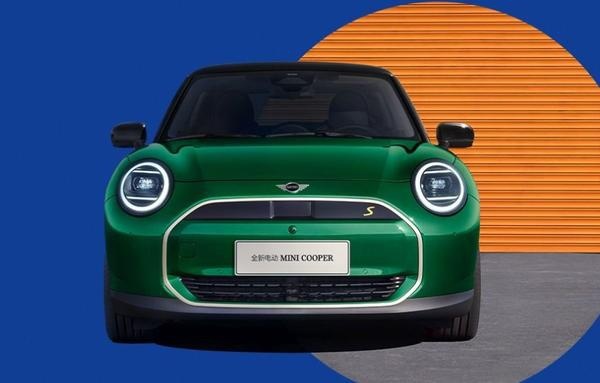 全新电动MINI COOPER对比smart 精灵#1，后来者居上？