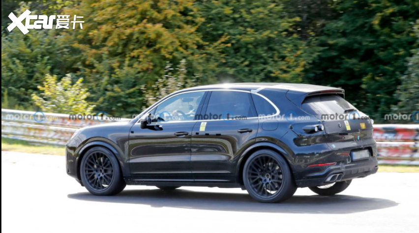 全新保时捷卡宴改款谍照实拍尾灯变化明显将于2022年正式上市