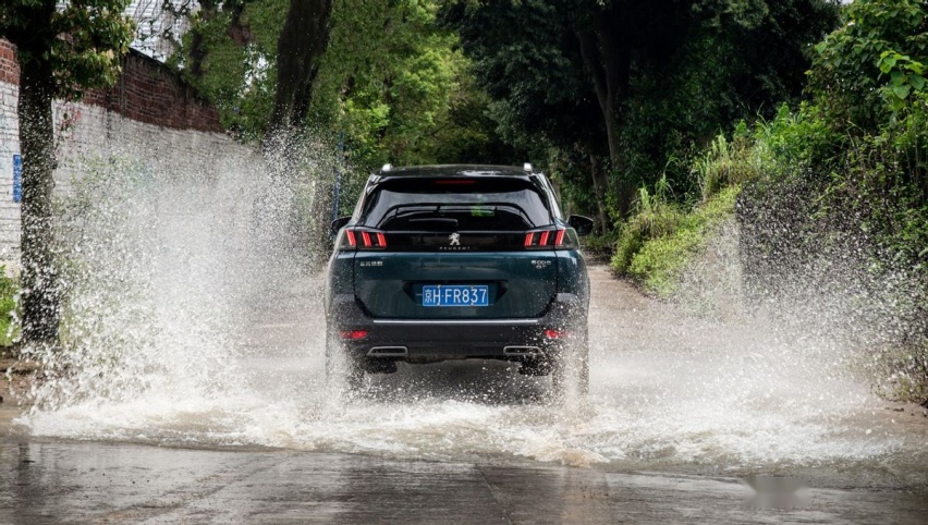 这款20万级合资7座SUV，竟是传说中的“自驾游首选”？