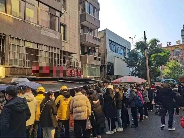 一座城市有两大网红，到底是种怎样的体验？