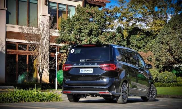 30万以内的MPV，选择自主，看来没毛病了