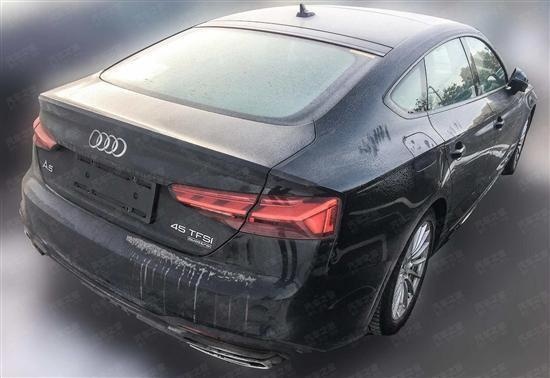 【80君快讯】造型更犀利奥迪A5 Sportback国内谍照