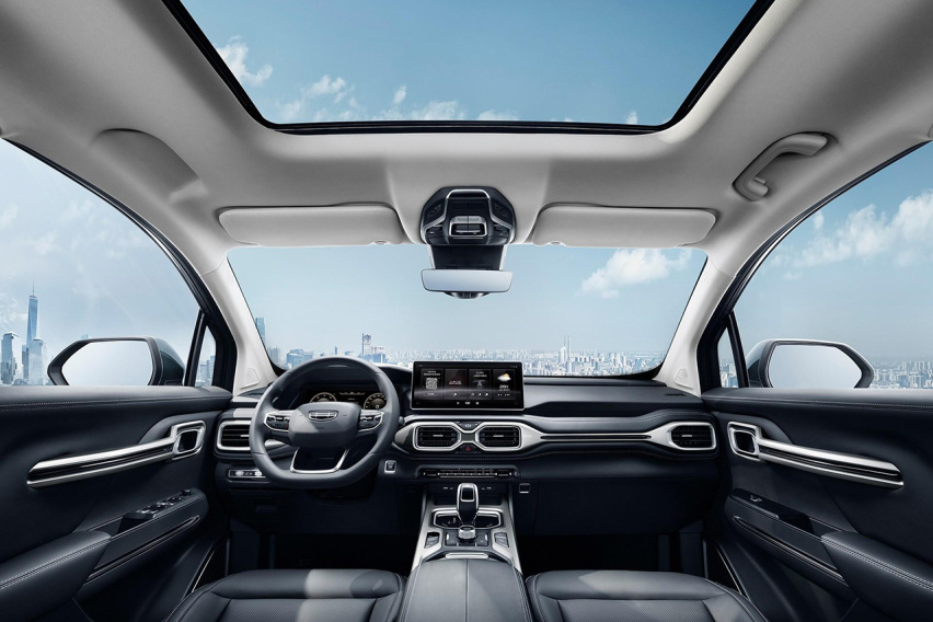 10万出头的大空间SUV 吉利豪越上市售10.36万起