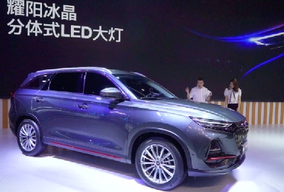 上海车展不让看，欧尚X7 PLUS内饰曝光，到底隐藏了啥？
