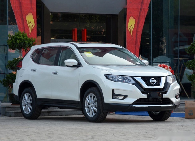 买RAV4荣放还是奇骏？给你20万