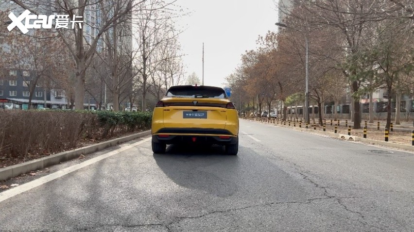 全新深蓝S07长续航版：630km+华为ADS SE，真的太香了