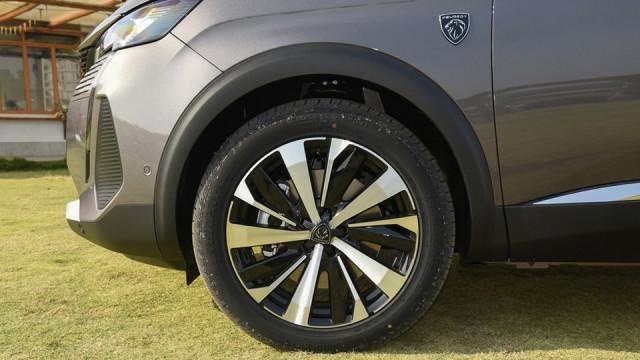 取消1.6T，预售价比现款低1万元，新款标致5008中配更值得等？