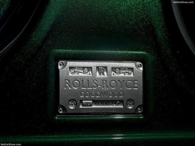 劳斯莱斯全新古斯特长轴版正式发布 轴距加长170mm