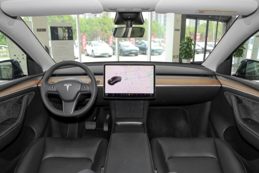 Z世代的第一台车 小鹏G6/别克E5/问界M5/Model Y