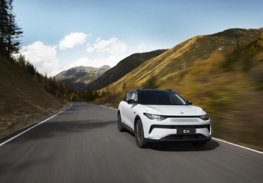新旧网红实力对比 零跑C11增程对比东风本田CR-V 锐混动