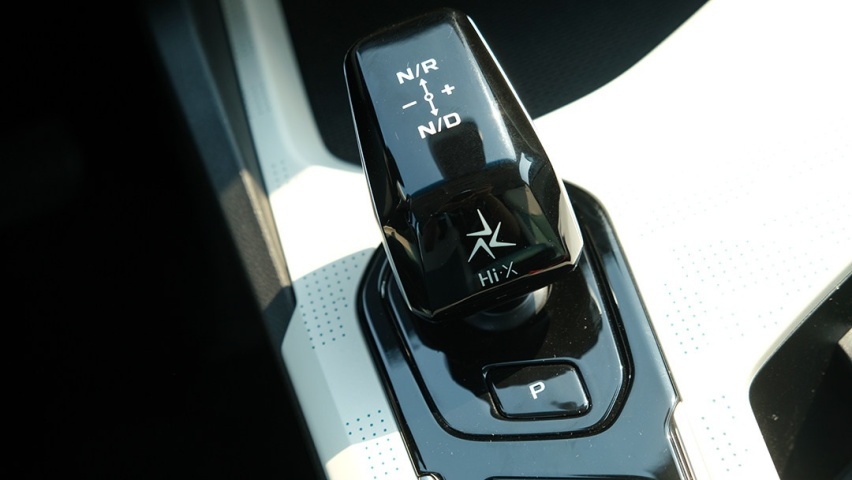 一箱油绕广州22圈！这吉利轿车12.98万起 3.1L油耗还开得爽？