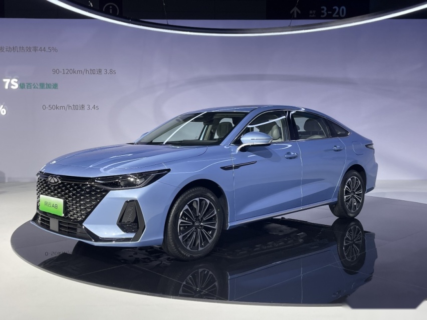 打响2024年“开门红”，奇瑞风云A8不客气了！