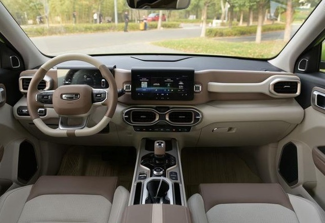 10万级紧凑SUV，长安欧尚X7、吉利icon、瑞虎7谁值得