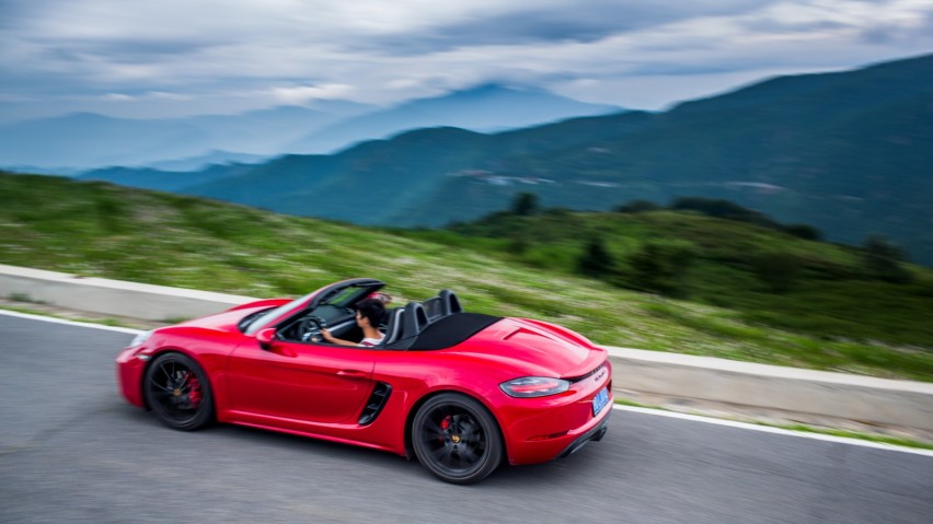 ​梦想并非遥不可及 试驾保时捷718 Boxster S