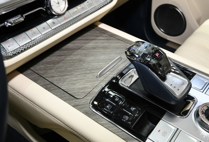 2021成都车展：WEY品牌坦克500正式发布 定位豪华越野SUV