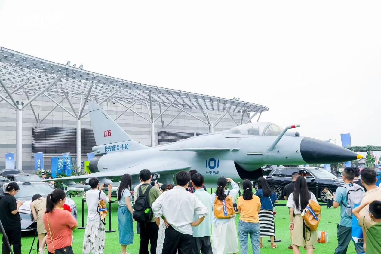 重慶車(chē)展 | 主場(chǎng)作戰(zhàn) 長(zhǎng)安汽車(chē)大秀實(shí)力? 重慶車(chē)展 | 主場(chǎng)作戰(zhàn) 長(zhǎng)安汽車(chē)大秀實(shí)力?