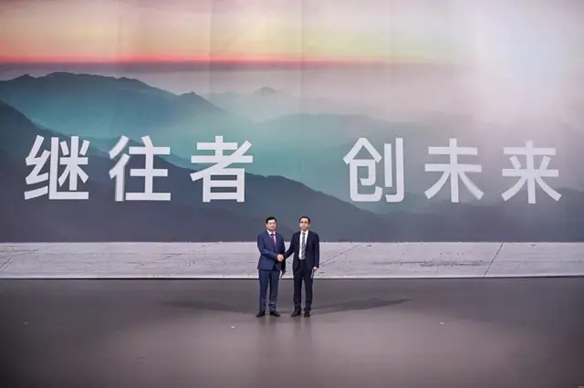 反腐、人事动荡、销量见底 竺延风的一汽血脉与东风的荣光
