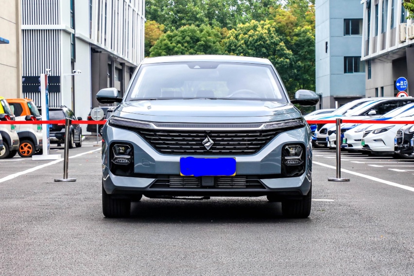 9万预算能买什么车？不妨就认准这3款国产车，颜值高还省油