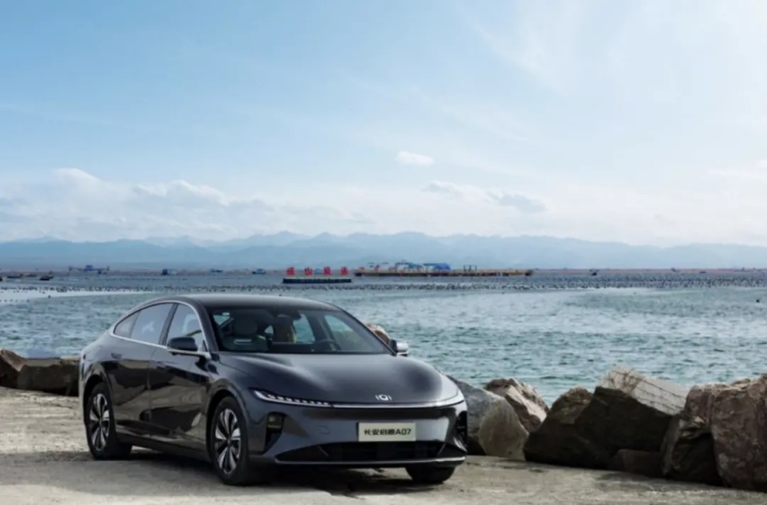 18万级数智新汽车！长安启源A07不给合资留活路？