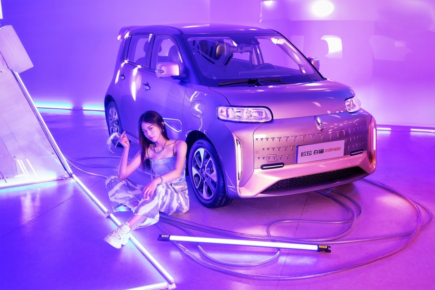 2022款欧拉黑猫、小野猫上市，8万可买顶配，送女朋友太合适