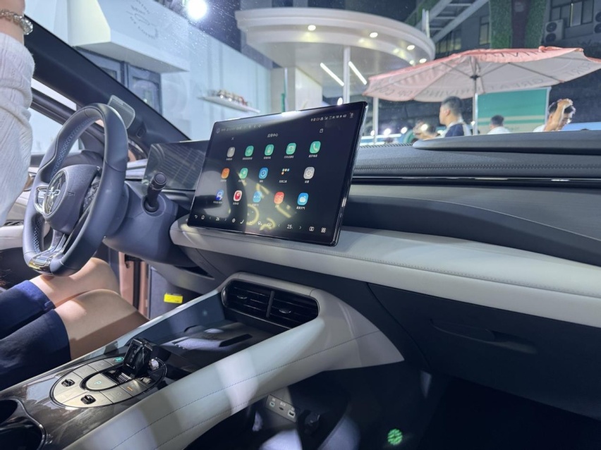 【新车】新能源时代年轻人的第一台GT 比亚迪海豹 06GT