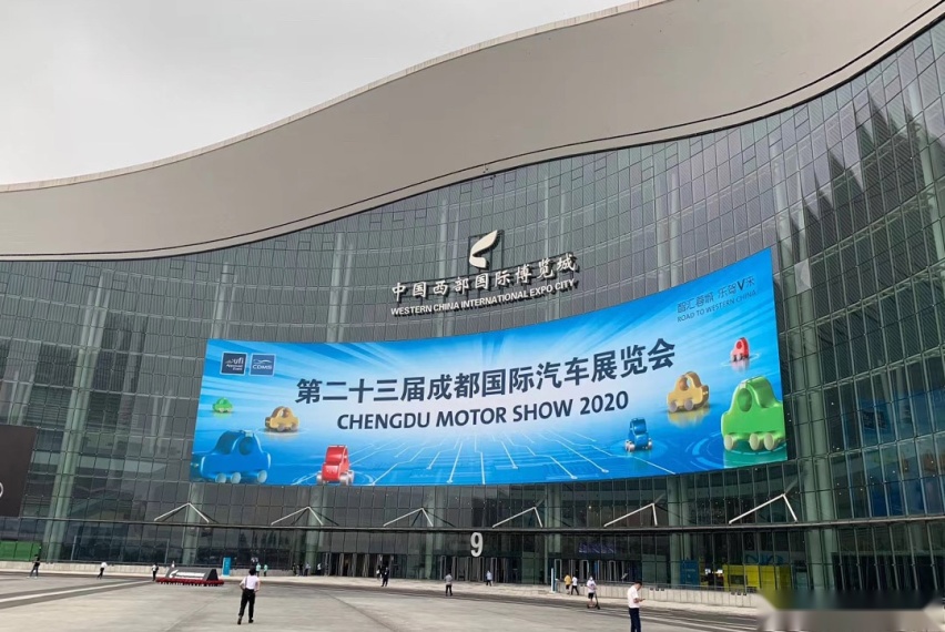 这波新车刷爆了朋友圈！下半年刚开始就搞这么刺激？