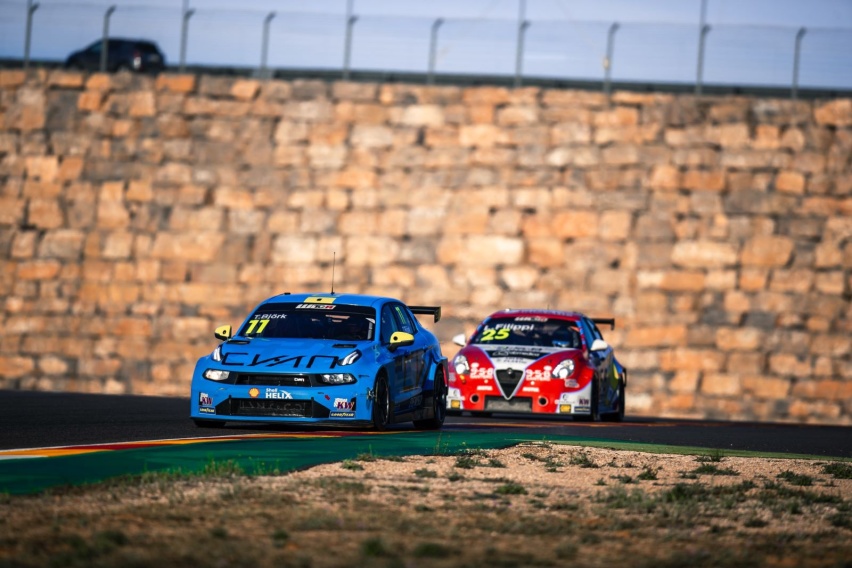 双料冠军，领克车队荣耀加冕2020 WTCR