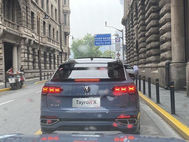 试驾探岳X，同样是R-Line系列的性能车代表，它能成功吗？