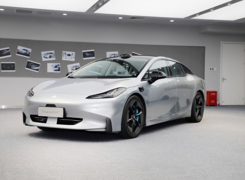 红旗H6、皇冠Seden领衔，2022年广州车展值得关注的热门轿车