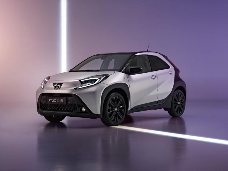 丰田Aygo X JBL特别版官图发布，听觉效果好，搭1.0L三缸发动