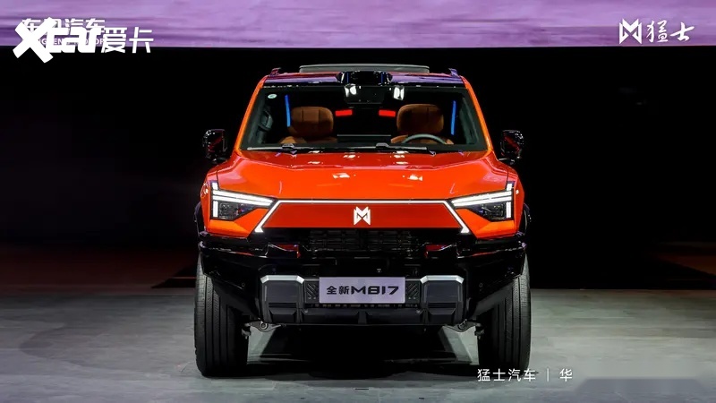 全新猛士M817闪耀2026成都车展,明星车主尽展豪华智能越野SUV魅