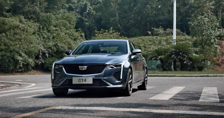 2.0T+8AT只要20万出头，这台豪华轿车做到了！