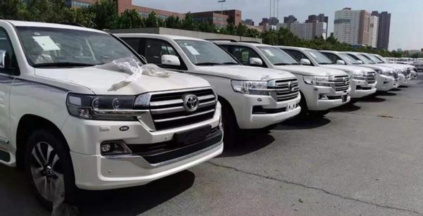 新款途乐Nismo版渲染图发布，还买什么兰德酷路泽?
