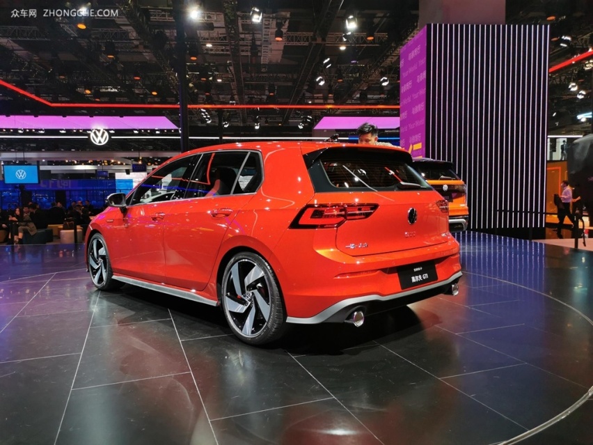 对门级小钢炮的对战 高尔夫GTI VS 领克02Hatchback