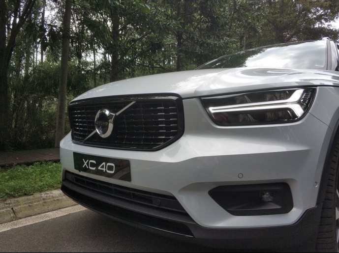豪华与实用并存 试驾沃尔沃全新XC40