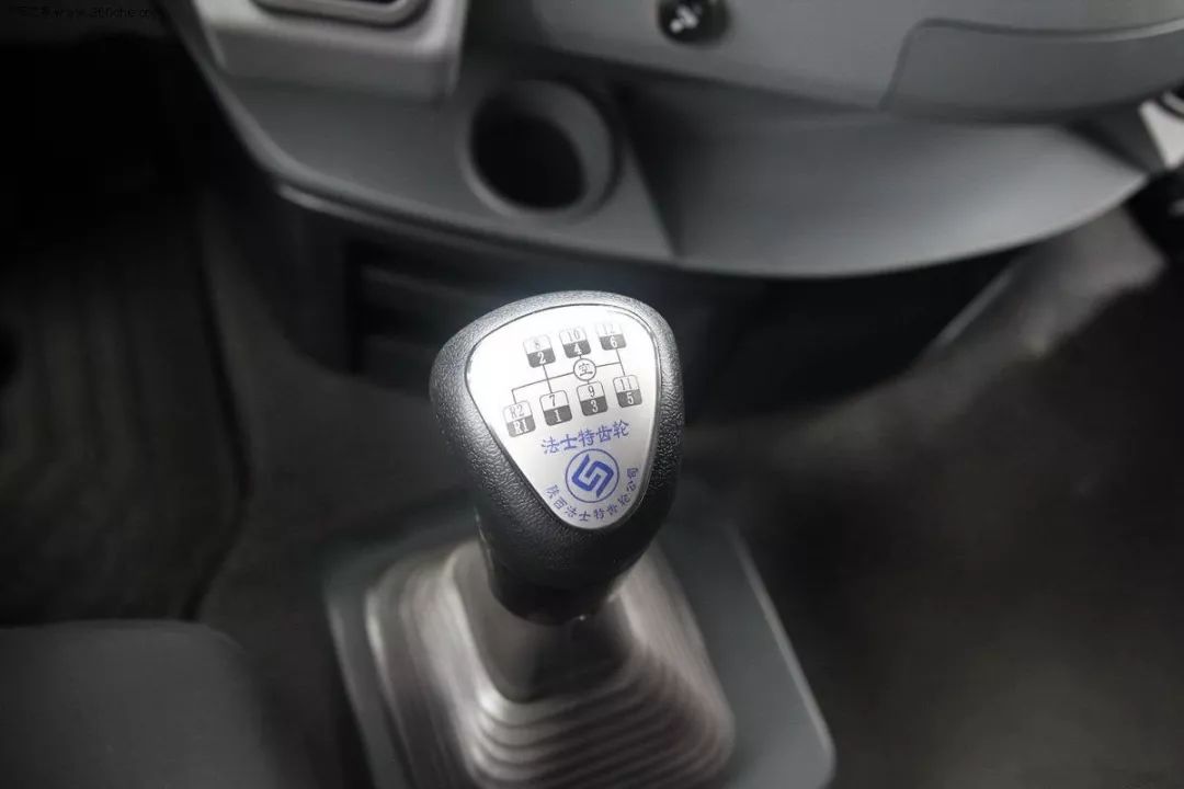 法士特变速箱型号16js200ta和16js180有啥区别