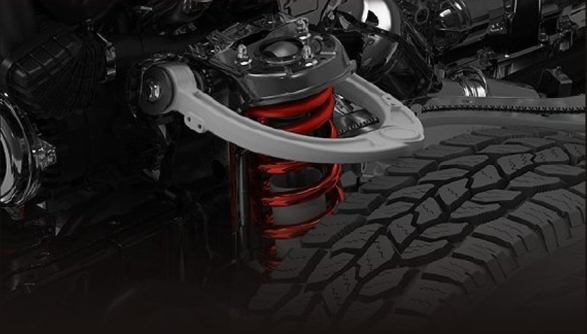 3.0T V6+48V轻混+9AT 价格贵10万 坦克330售价33万