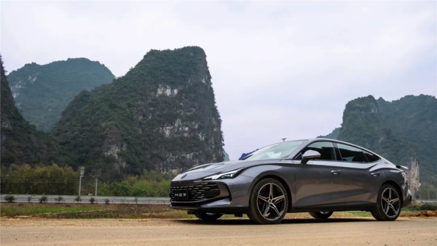 MG7：快乐就好，年轻人才不管什么“味精”
