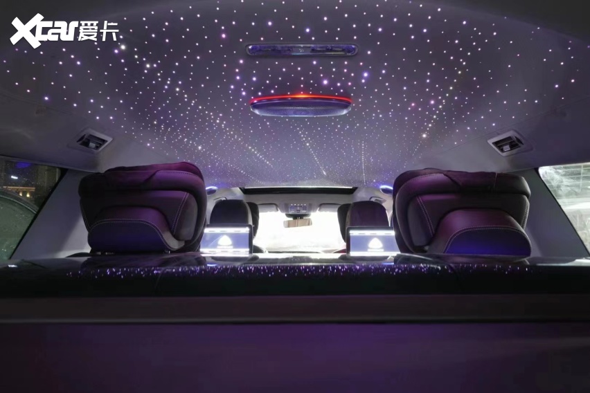 22款奔驰gls450升级迈巴赫gls600内饰星空顶效果