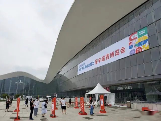 2020成都美好生活系列会展之房车博览会 点燃房车消费热潮