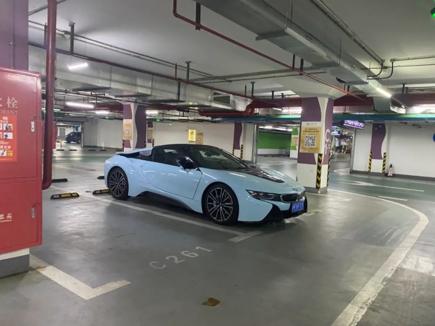 BMW i3 ：回到未来
