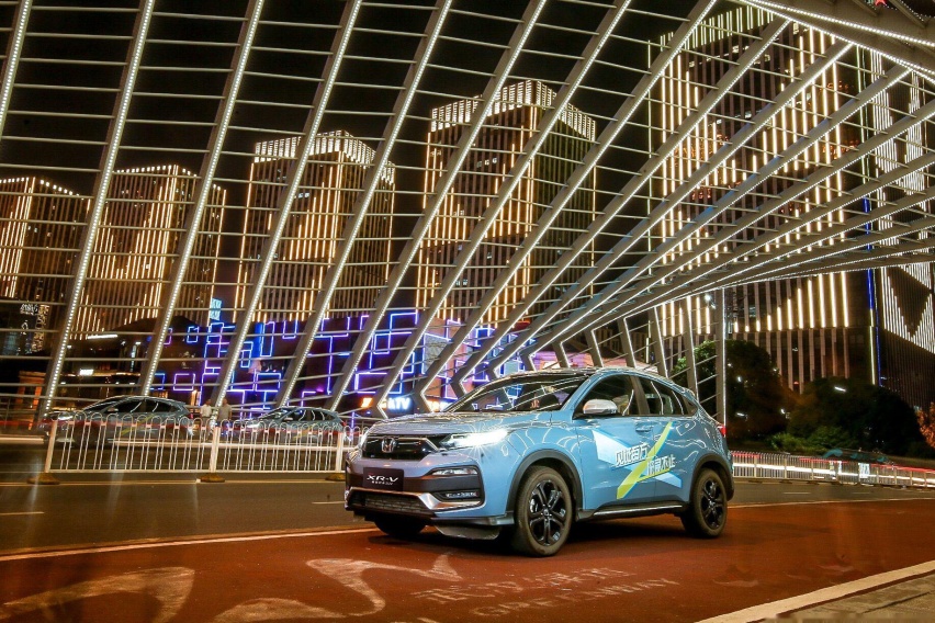 中国消费者只爱大车？这款合资小型SUV破百万，仅用六年半！
