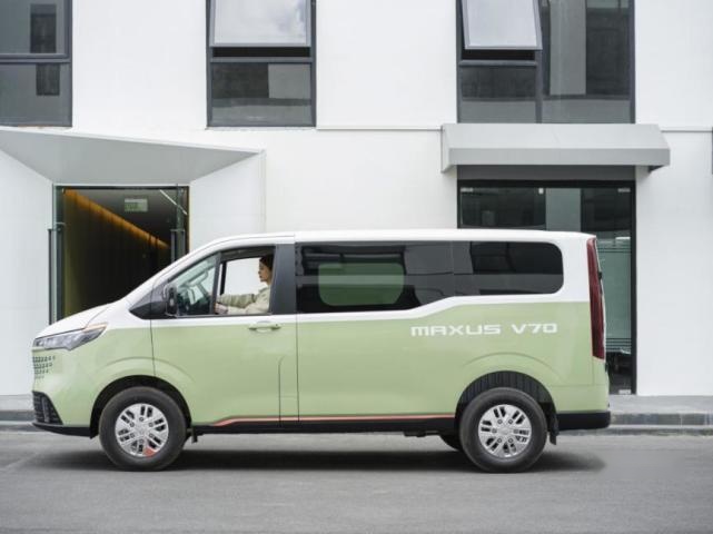 上汽大通MAXUS“新生代跨界车”V70新途开启预售
