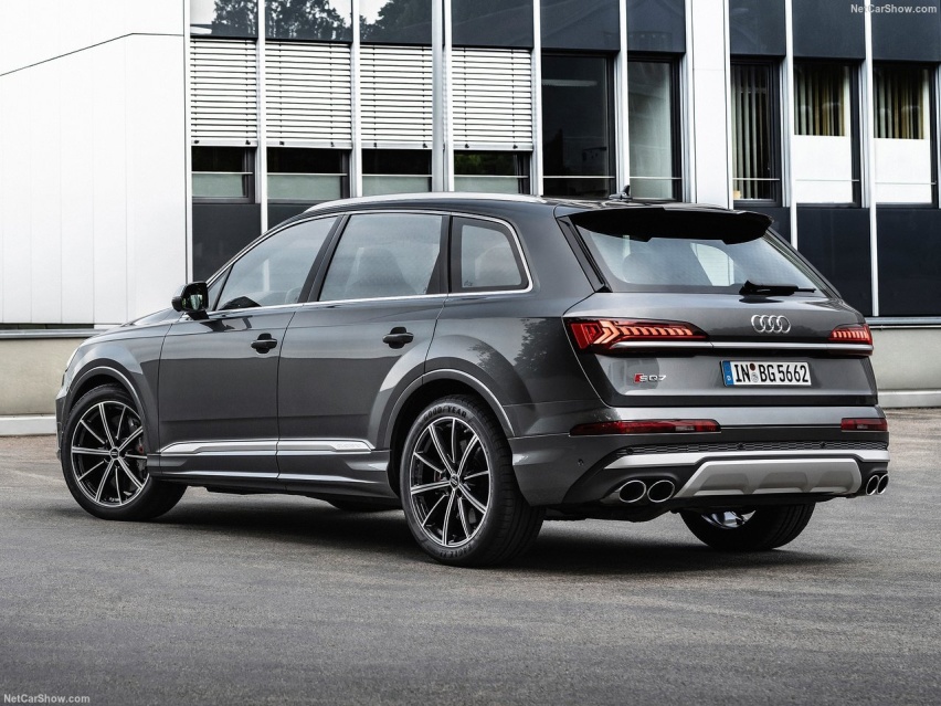 奥迪全新SQ7发布 4.0T V8发动机性能强悍