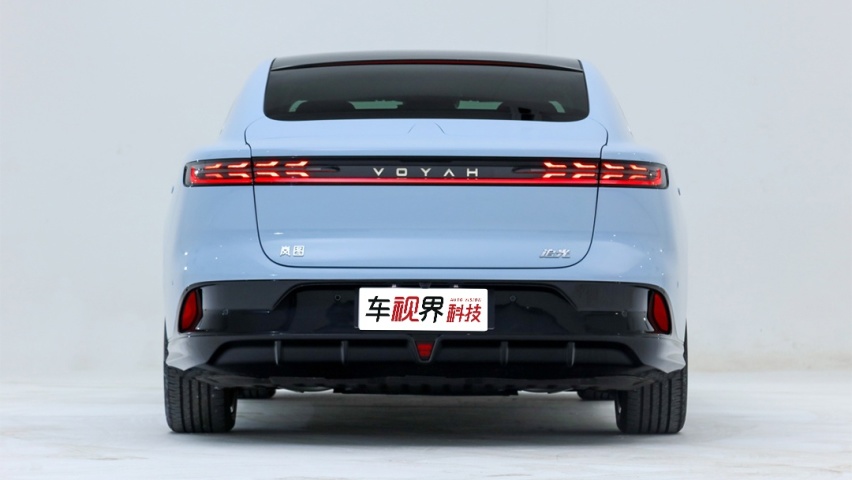 哪吒GT/岚图追光等，盘点上海车展上市新车，全是狠角色