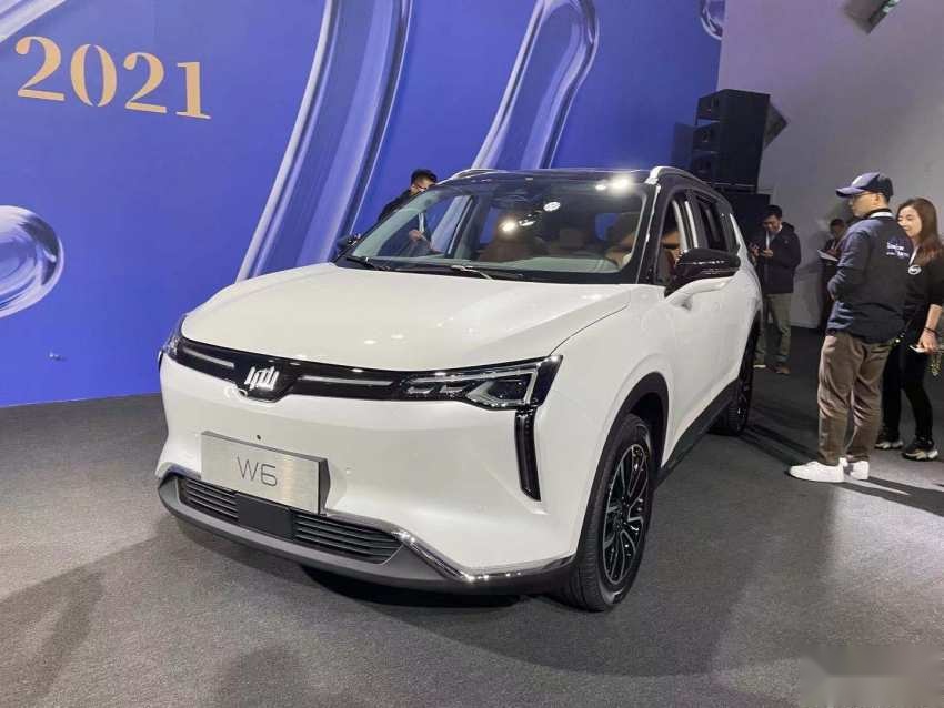 威马第三款车上市！16.98万起售，还有L4级无人自主泊车功能