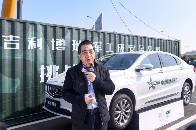 “局座”张召忠内心的“中国制造脊梁”竟然是它