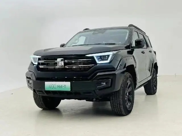 机甲硬派插混智能越野SUV，全新坦克400 Hi4-T有多好玩？