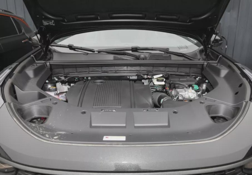 领克01 PHEV PLUS购车手册：售价19.77万元，车叔为何不推
